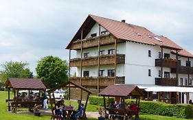 Grüner Baum
